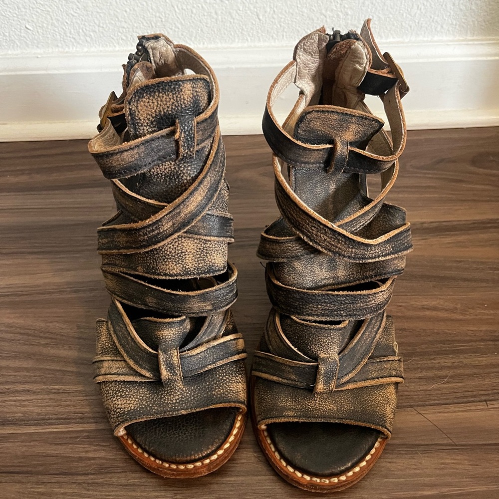 Strappy Distressed Leather Sandals - Freebird